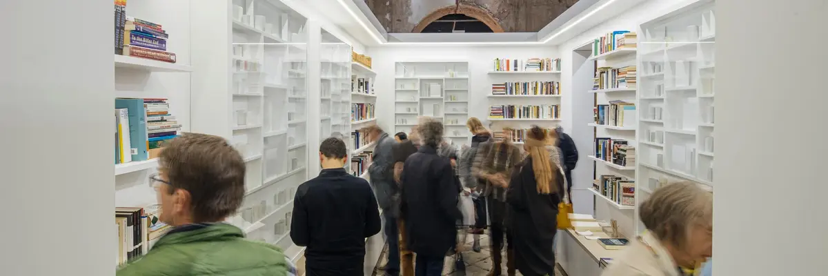 Edmund de Waal, library of exile, 2019