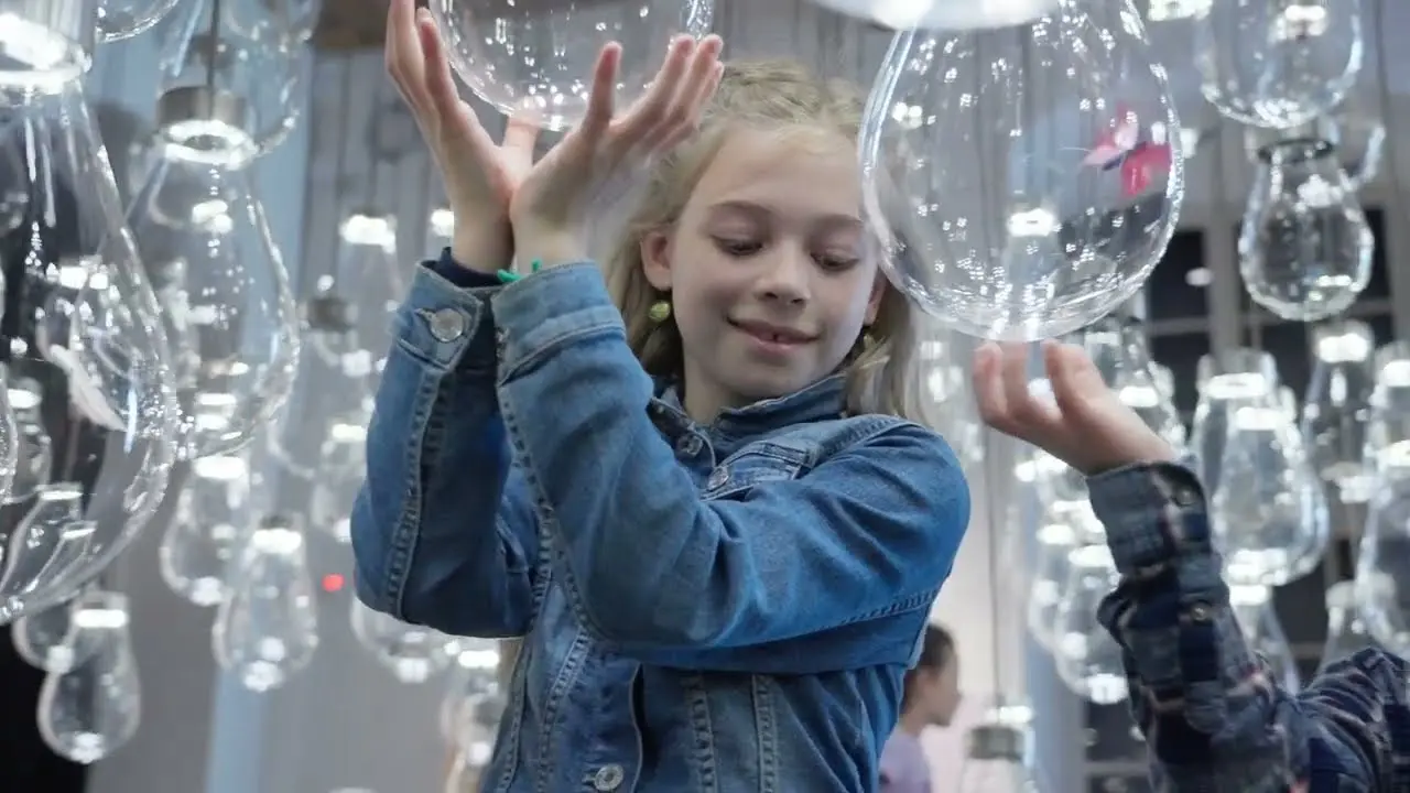 Kinderbiennale "PLANET UTOPIA" | Japanisches Palais (1.6.2024—30.3.2025)