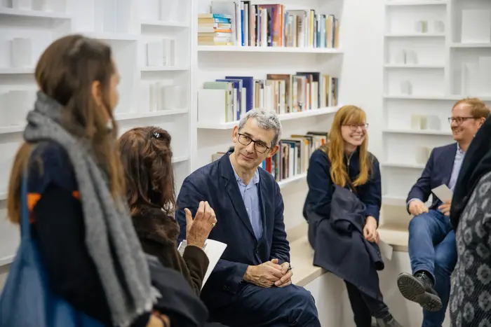 Edmund de Waal, library of exile, 2019