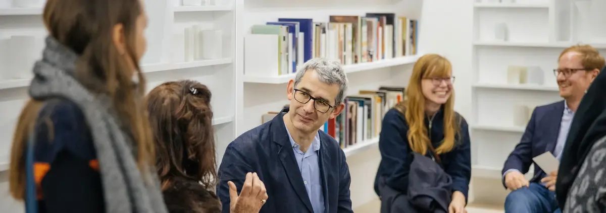 Edmund de Waal, library of exile, 2019