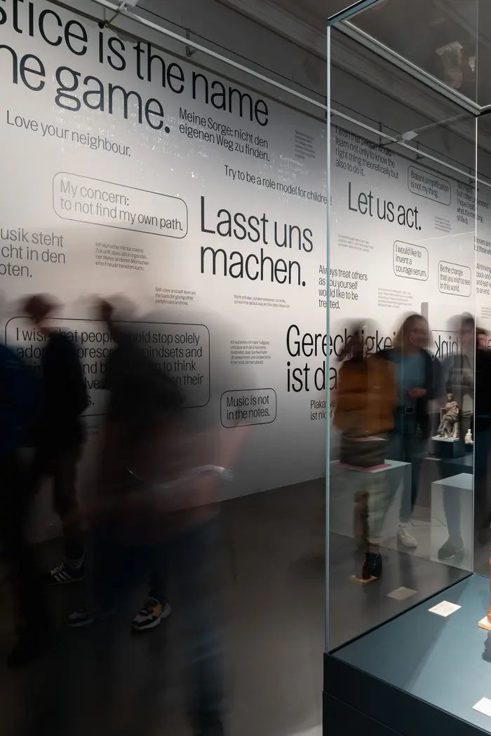 Ausstellungsansicht "Die Erfindung der Zukunft", Bereich "Denkraum"